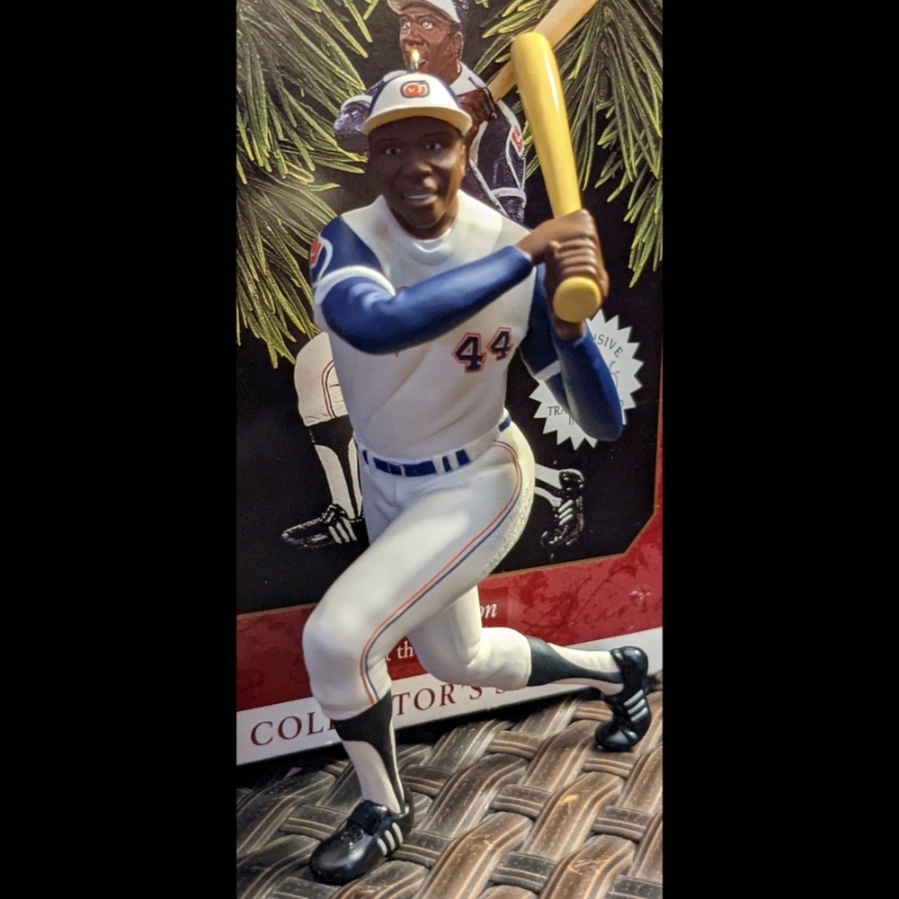 Hallmark keepsake ornament Hank Aaron at the ballpark